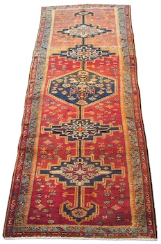 Appraisal: A Hamadan Carpet Approx '- x '- Medium dense wool