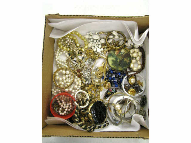 Appraisal: Estate Lot of Costume Jewelry pins necklace earrings rings etc