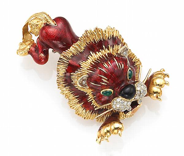 Appraisal: A diamond enamel and eighteen karat gold lion brooch weighing