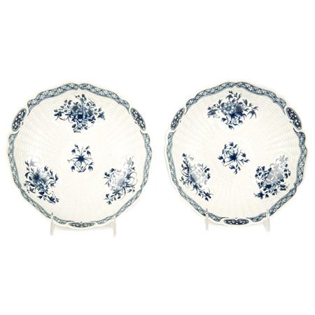 Appraisal: Pair of Worcester Blue and White Porcelain Junket Dishes Estimate