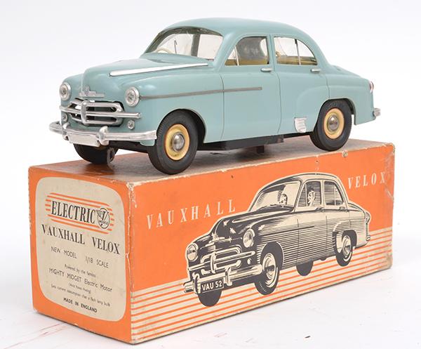 Appraisal: VICTORY MODELS BATTERY OPERATED PLASTIC VAUXHALL VELOX SLIGHT DAMAGE TO