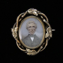 Appraisal: Victorian Mourning Swivel Brooch This swivel brooch depicts an portrait