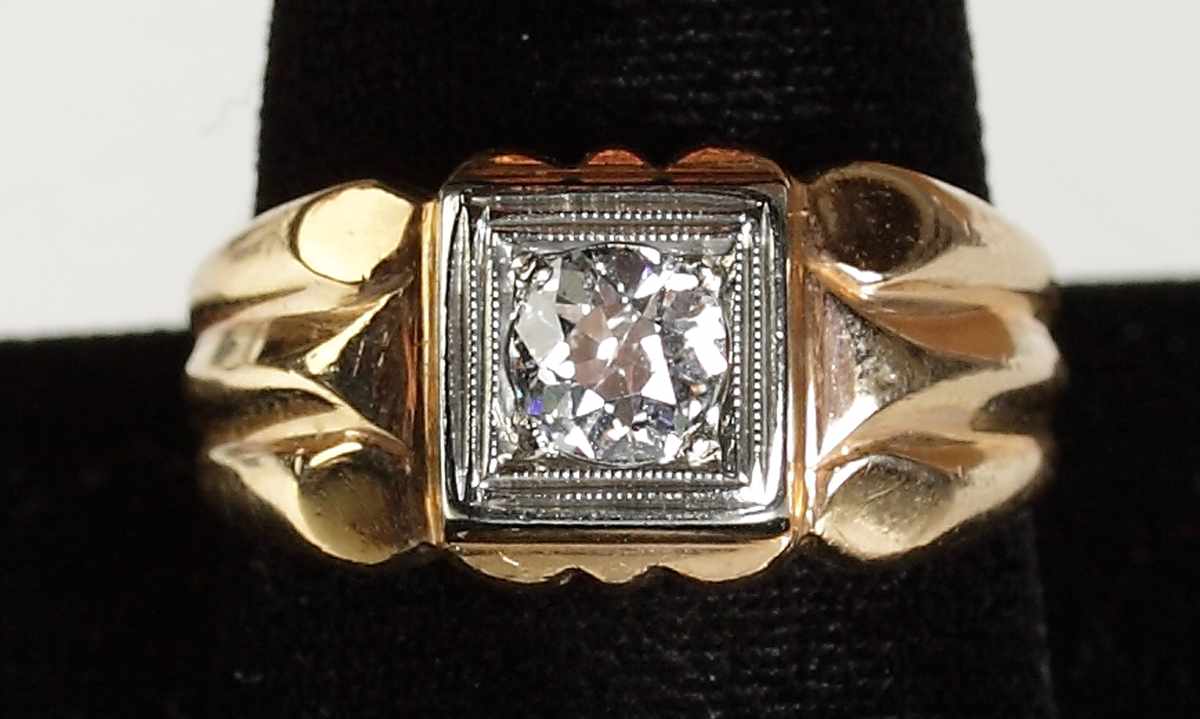 Appraisal: k Yellow Gold Diamond Man's Ring ct round antique cut