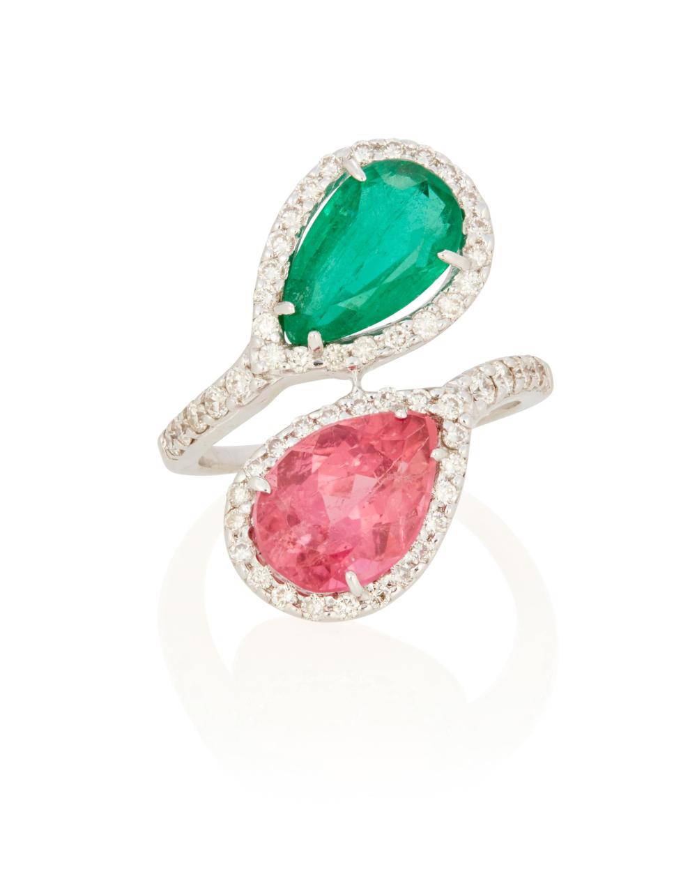 Appraisal: A PINK TOURMALINE EMERALD AND DIAMOND RINGA pink tourmaline emerald