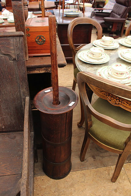 Appraisal: AN OLD COOPERED MILK CHURN of cylindrical form cm high