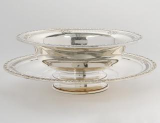 Appraisal: STELRING SILVER BOWL AND UNDERPLATE American th Century Made by