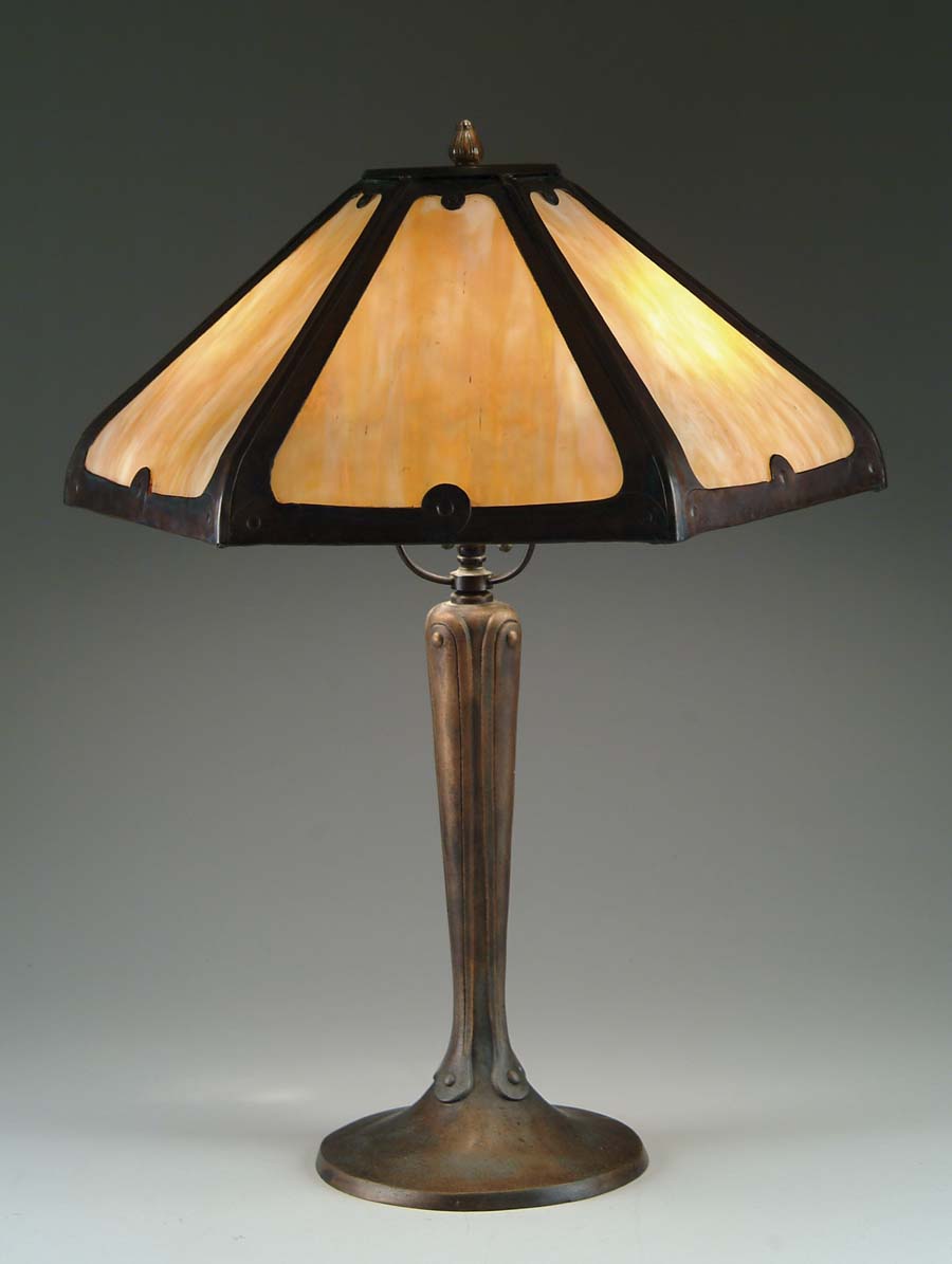 Appraisal: HANDEL ARTS CRAFTS LAMP This very fine Handel lamp has