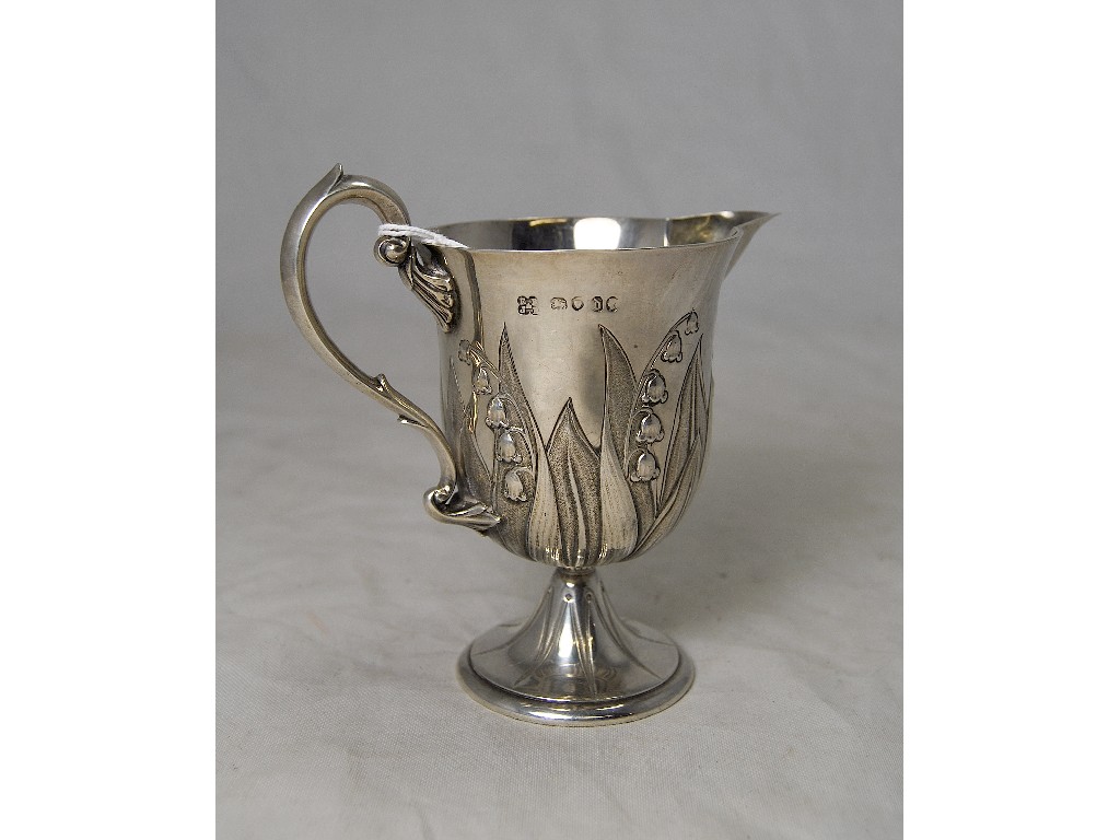 Appraisal: Victorian silver baluster cream jug with scroll handle having cast