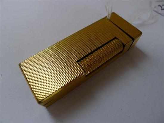 Appraisal: A GOLD PLATED DUNHILL LIGHTER