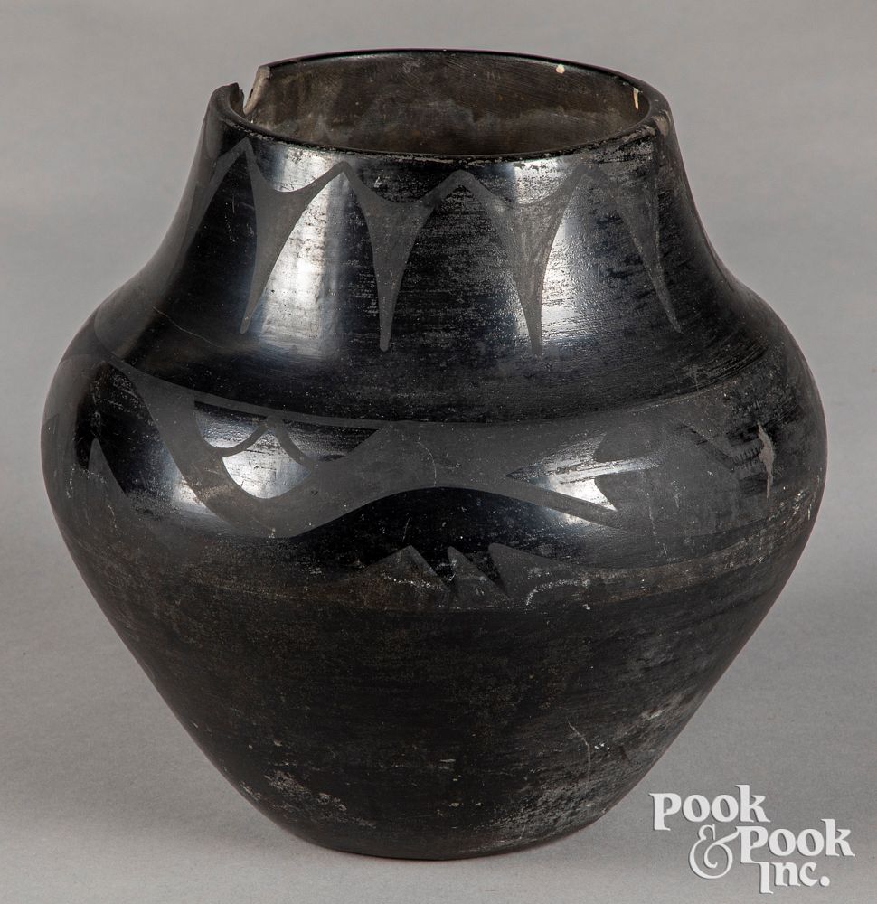 Appraisal: Maria Martinez Pueblo Indian blackware olla Maria Martinez - Pueblo