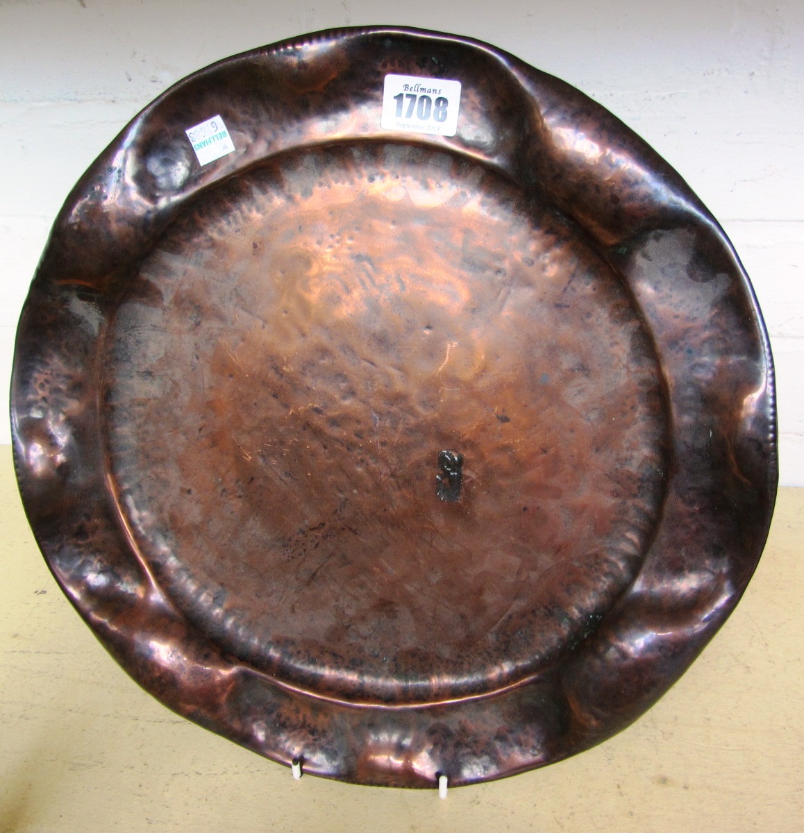 Appraisal: A Newlyn style copper plate of Art Nouveau style unsigned