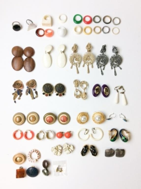 Appraisal: LOT OF COSTUME JEWELRY CLIP EARRINGS AND RINGSLot includes twenty