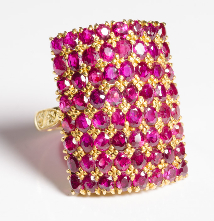 Appraisal: RUBY AND EIGHTEEN KARAT GOLD RING the setting featuring a