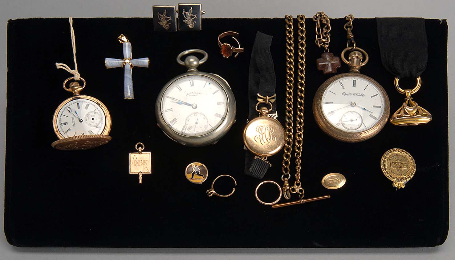 Appraisal: FIFTEEN PIECES OF JEWELRY AND RELATED ITEMS pocket watches cuff