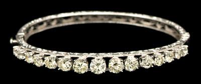 Appraisal: Diamond bangle bracelet graduated round brilliant-cut diamonds total estimated weight