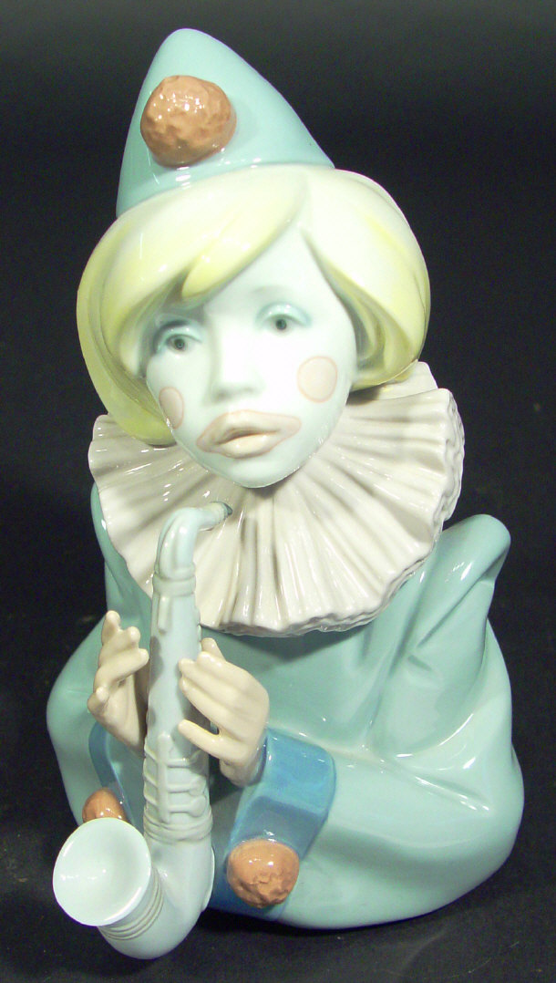 Appraisal: Lladro porcelain clown bust 'Sad Note' printed factory mark and