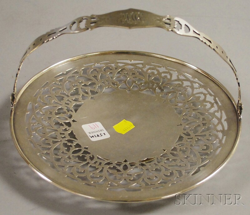 Appraisal: Gorham Sterling Basket-form Reticulated Footed Pastry Server formed as a