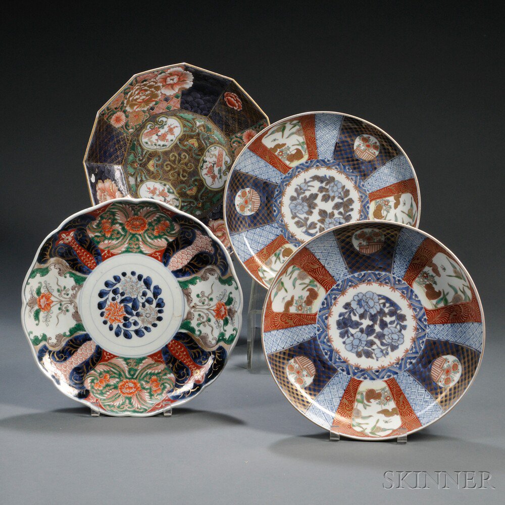 Appraisal: Four Imari Dishes Japan including a pair decorated with floral