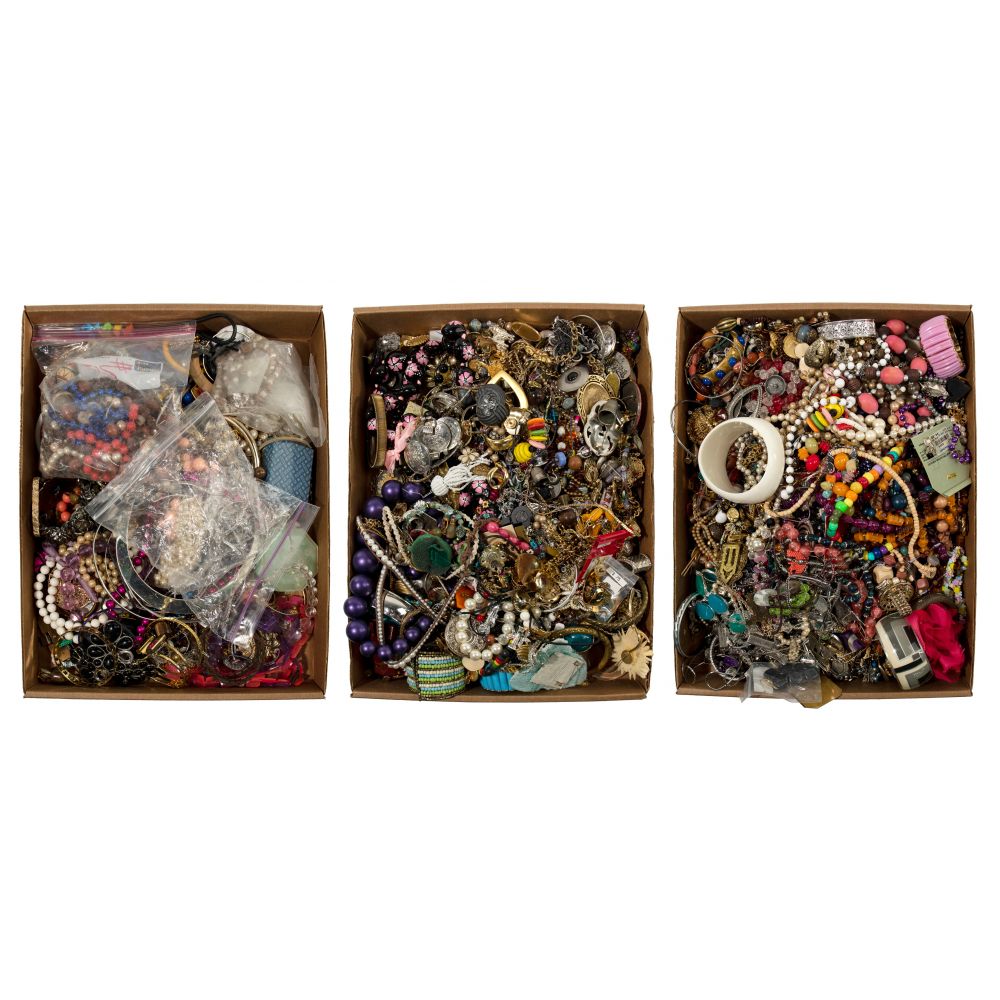 Appraisal: COSTUME JEWELRY ASSORTMENTApproximately pounds of pounds of necklaces earrings bracelets