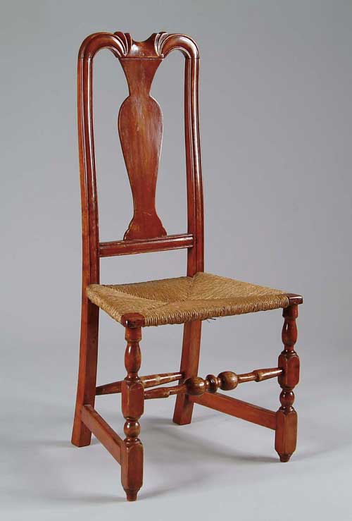 Appraisal: QUEEN ANNE MAPLE VASE BACK SIDE CHAIR Carved crest with