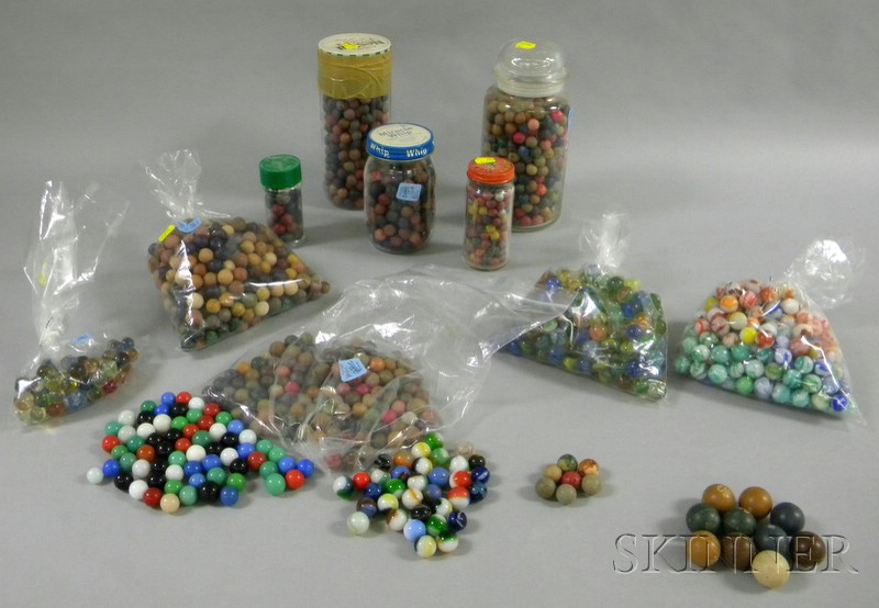 Appraisal: Collection of Clay and Machine-made Glass Marbles