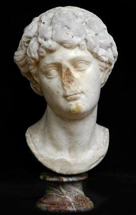 Appraisal: CARVED MARBLE HEAD OF AN ATHLETE AFTER THE ANTIQUE With