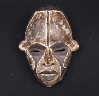 Appraisal: th C Tourist Trade Igbo Style Mask Tourist Trade Igbo