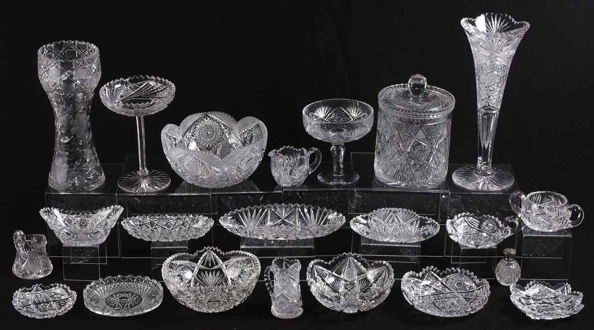 Appraisal: PIECE COLLECTION OF CUT GLASS ITEMS An assembled collection to