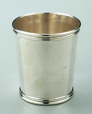 Appraisal: Kentucky coin silver julep cup round with tapering sides reeded