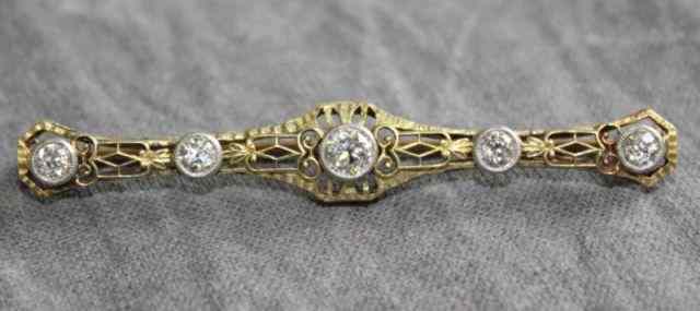 Appraisal: K Yellow Gold Collar Bar Pin with OldEuropean Cut Diamonds