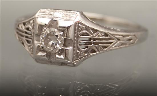 Appraisal: Art Deco K white gold and diamond ring center diamond