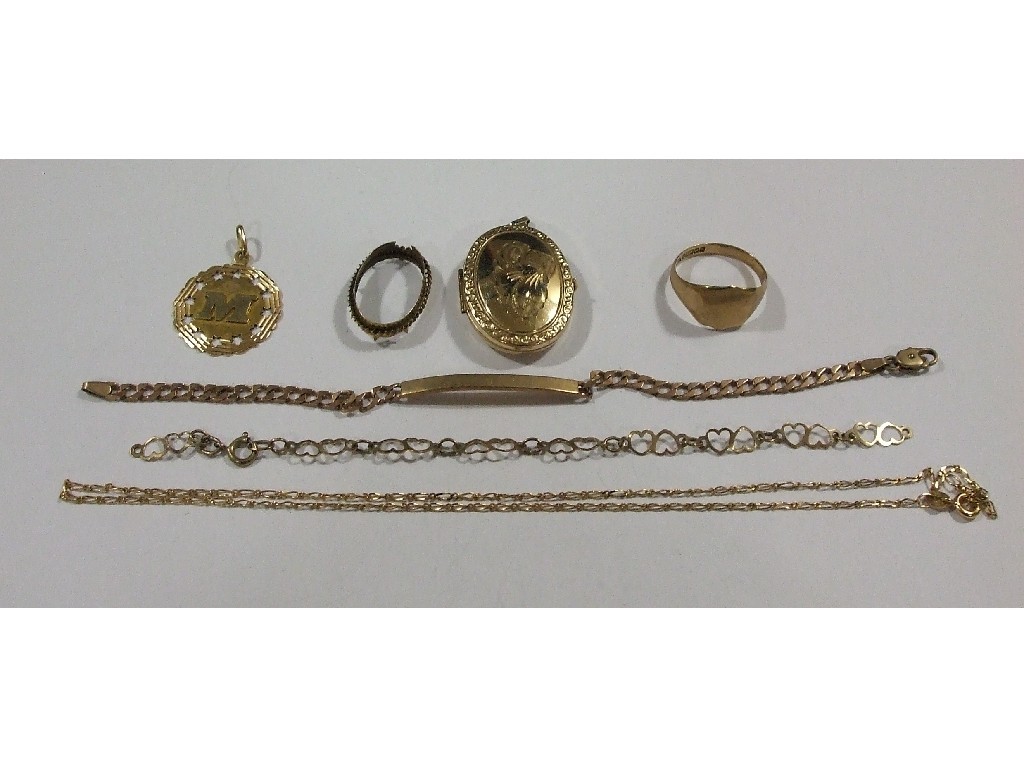 Appraisal: Lot comprising an ct gold pendant gms and ct gold