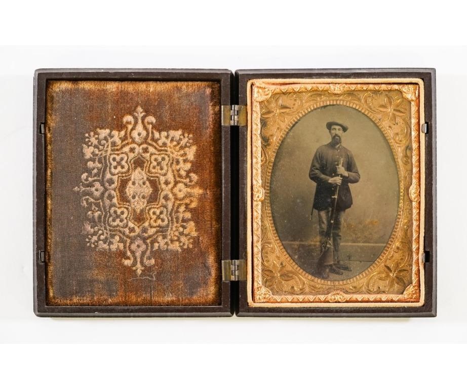 Appraisal: Large tintype of a Civil War Union soldier standing holding