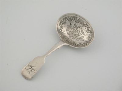 Appraisal: A William IV fiddle pattern spoon with an engraved oval