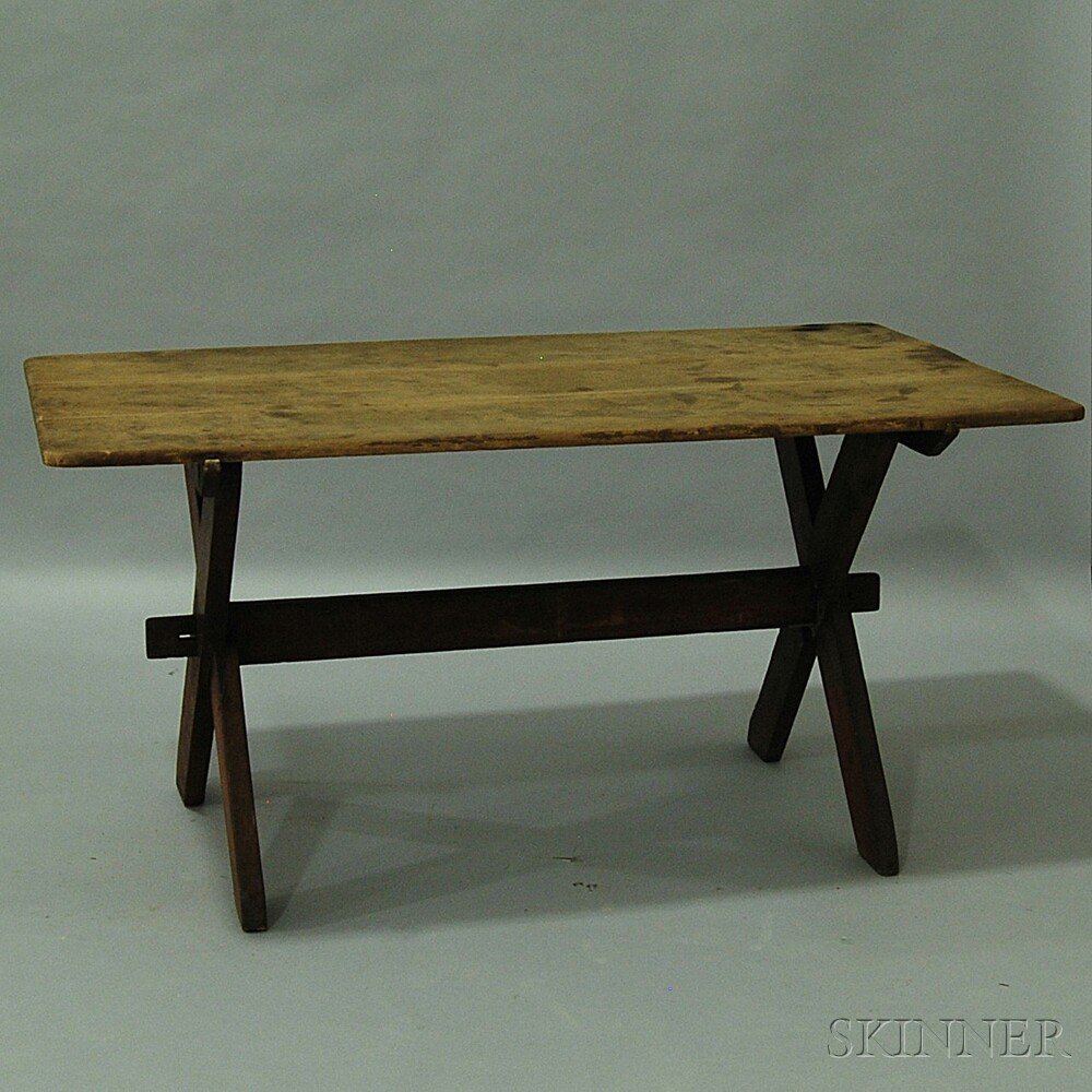 Appraisal: Red-painted Sawbuck Table th century the large rectangular top with