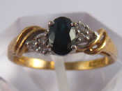 Appraisal: A carat gold sapphire and diamond ring sapphire approx x