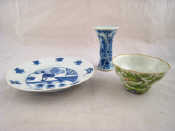 Appraisal: Three Chinese ceramics two possibly th century