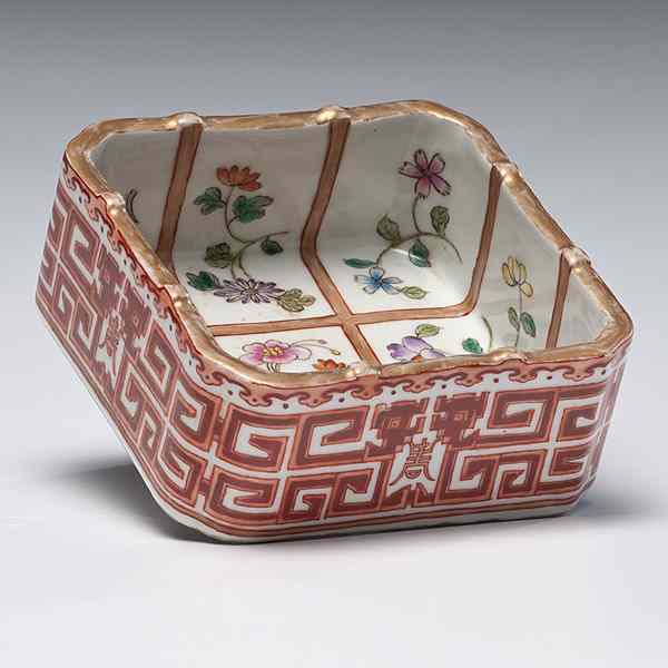 Appraisal: Rectangular Porcelain Tray Chinese a rectangular porcelain tray the interior