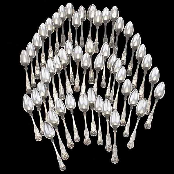 Appraisal: King's Pattern Sterling Teaspoons American an assembled group of forty-nine