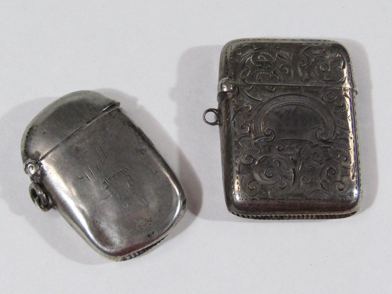 Appraisal: Two silver vesta cases one engraved Chester assay the other