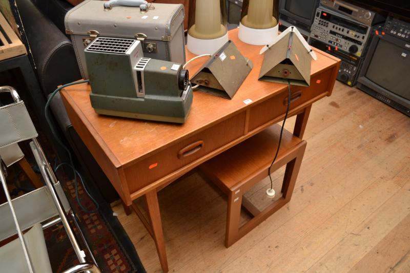 Appraisal: A MIDCENTURY TEAK TWO DRAWER DESK A NIDCENTURY TEAD TWO