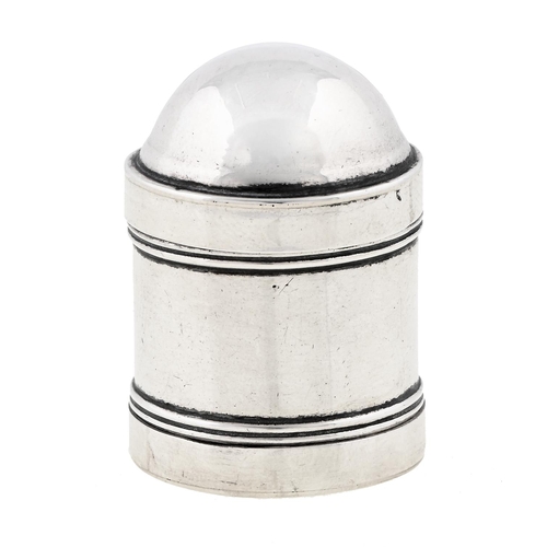 Appraisal: A George III silver nutmeg grater c of cylindrical form