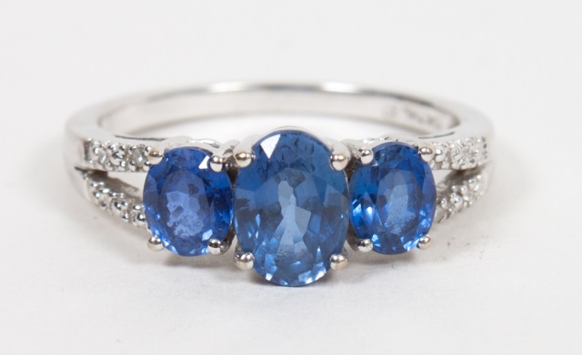 Appraisal: Lady's K white gold and tanzanite ring presenting three oval