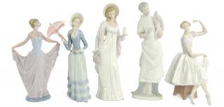 Appraisal: A GROUP OF FIVE LLADRO FIGURINES A GROUP OF FIVE