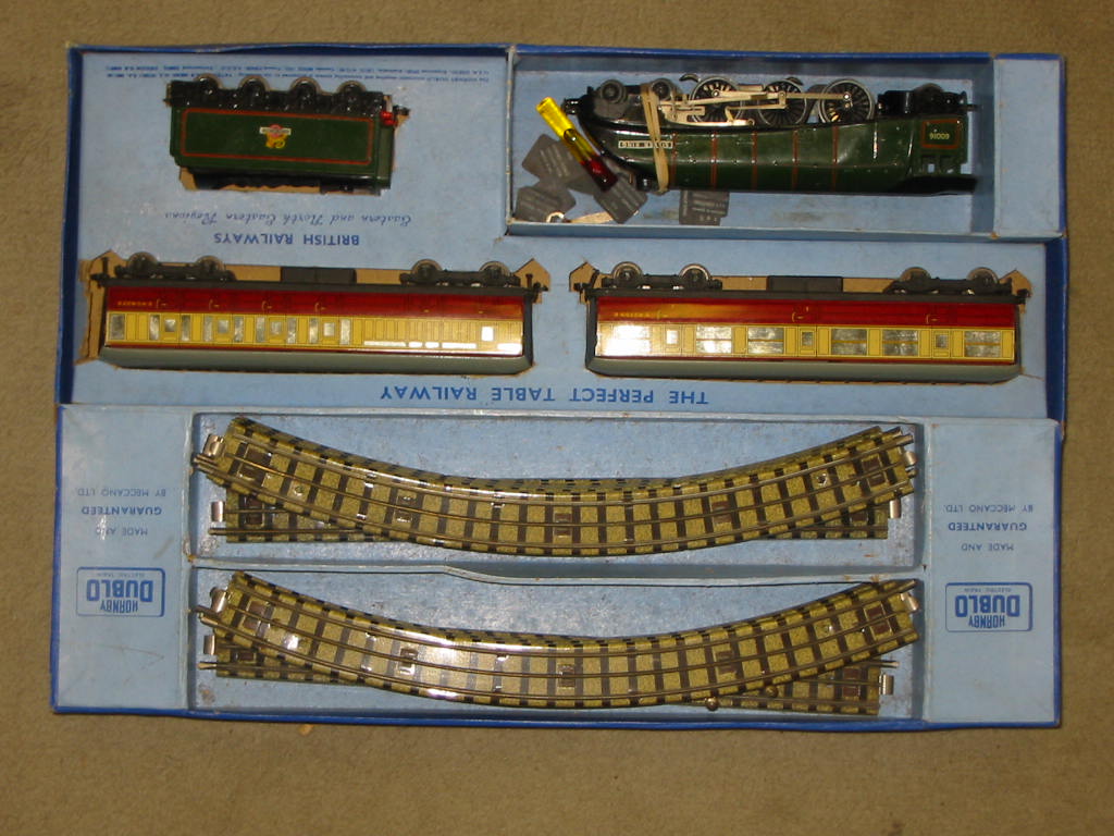 Appraisal: Hornby Dublo EDP Pasenger Train Set with Silver King -