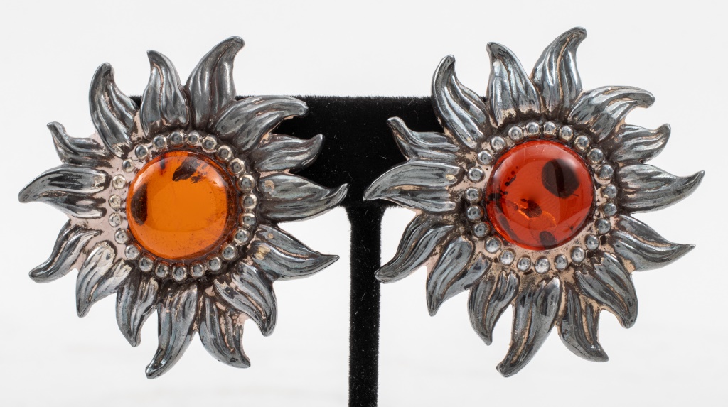 Appraisal: VINTAGE STEPHEN DWECK STERLING SUNFLOWER EARRINGS Vintage Stephen Dweck sterling