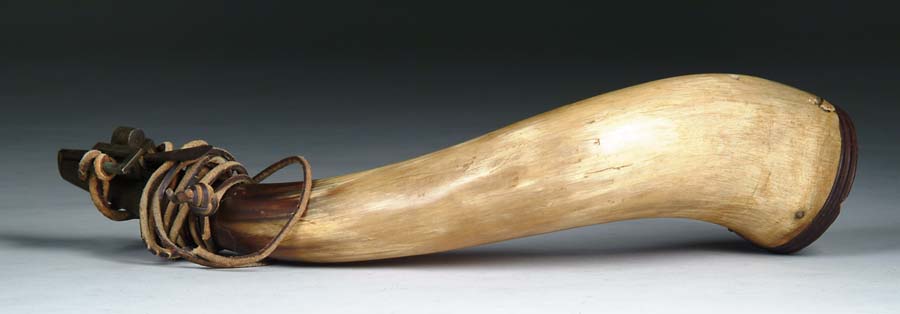 Appraisal: SMALL OLD POWDER HORN Cow's horn that measures about with