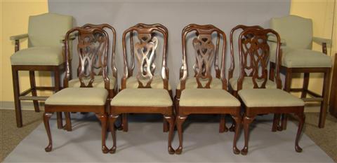 Appraisal: A SET OF EIGHT QUEEN ANNE STYLE DINING SIDE CHAIRS