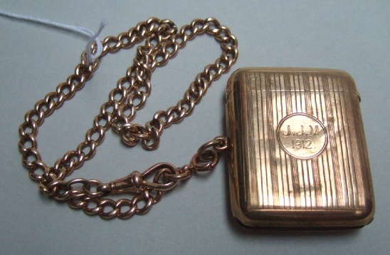 Appraisal: A ct gold rectangular vesta case with banded decoration Birmingham