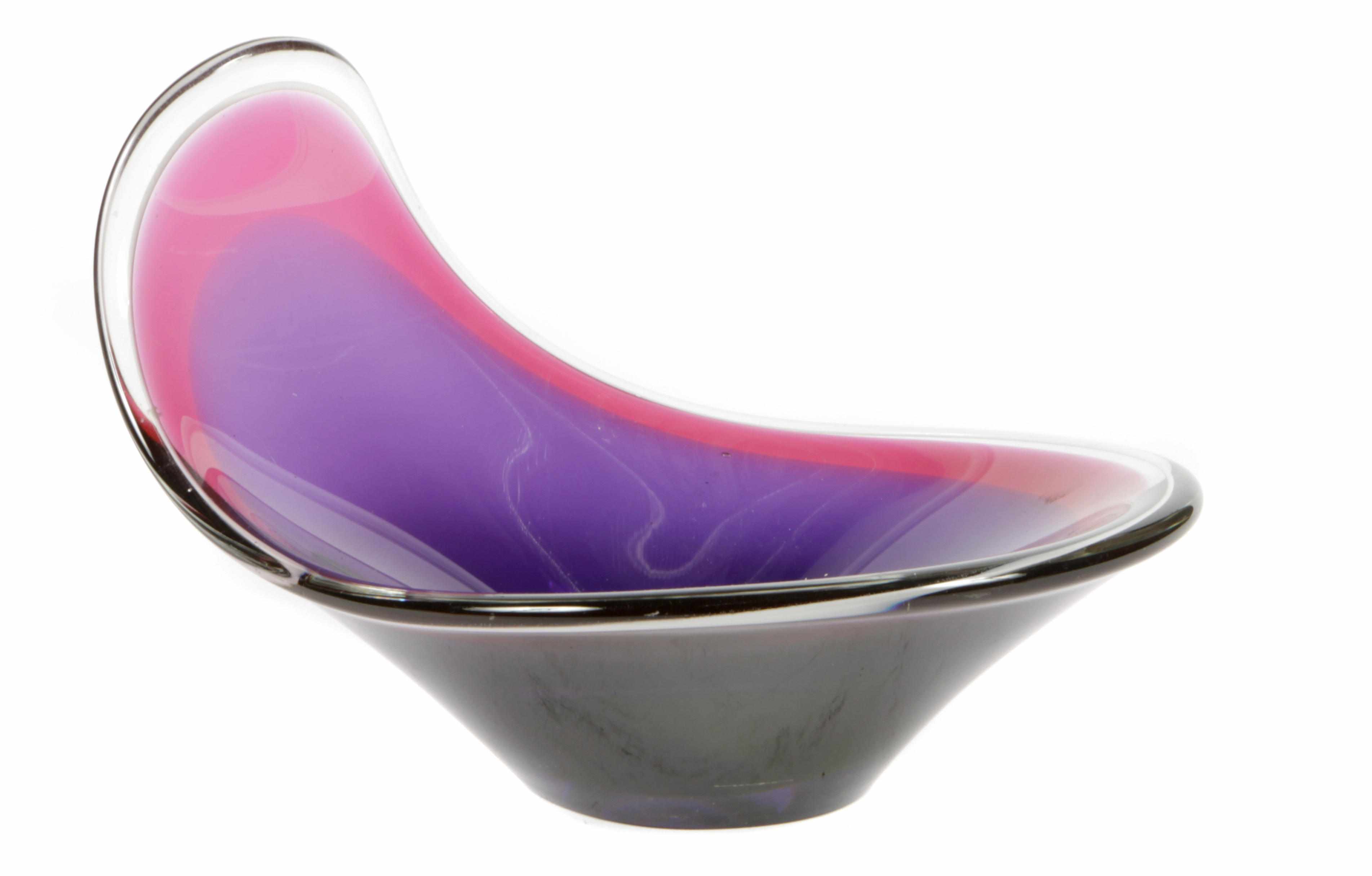 Appraisal: A Flygsfors amethyst red and white cased glass Coquille bowl